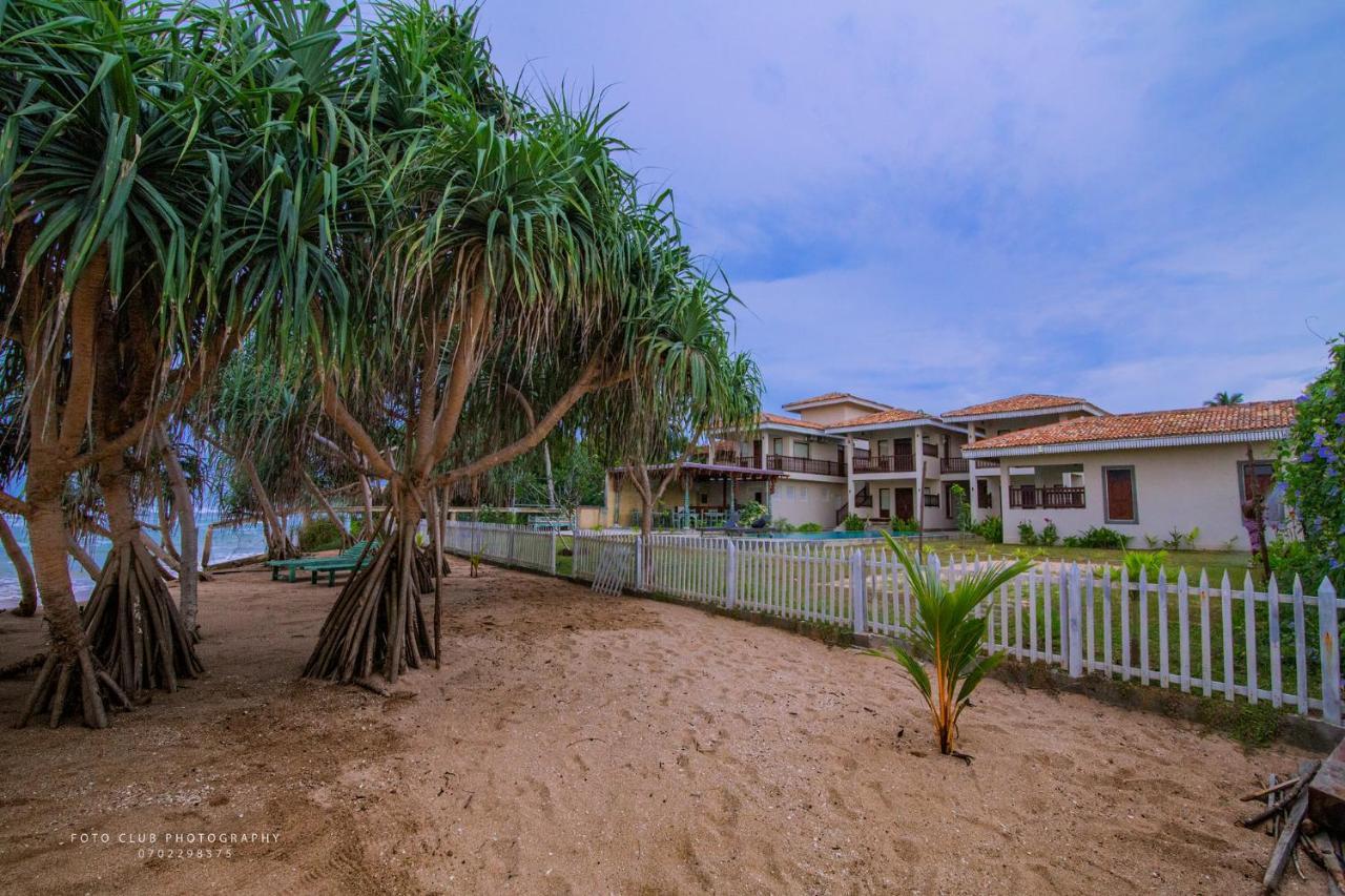 טנגלה Guru Beach Resort מראה חיצוני תמונה