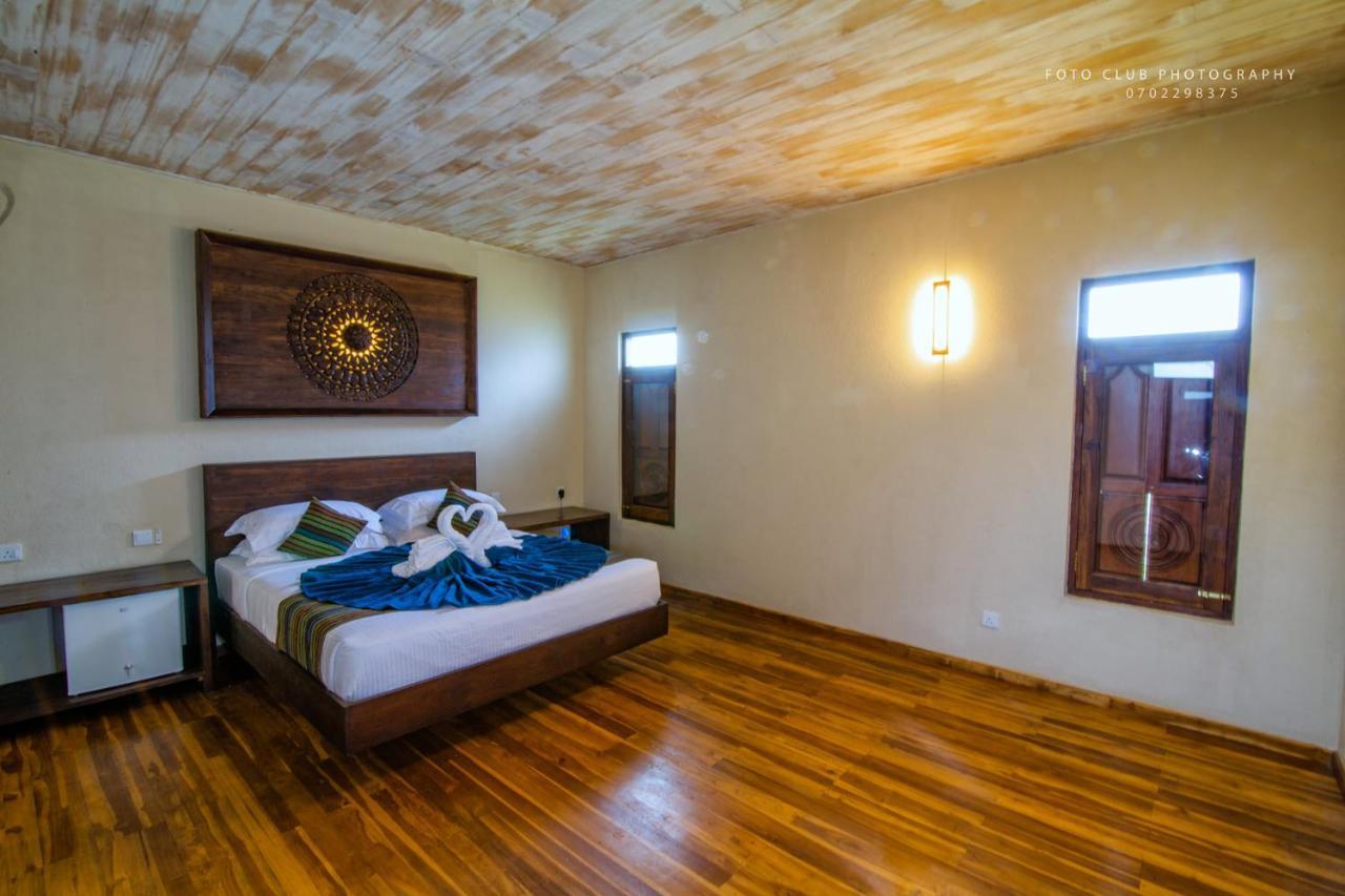 טנגלה Guru Beach Resort מראה חיצוני תמונה