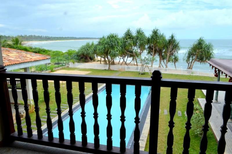 טנגלה Guru Beach Resort מראה חיצוני תמונה