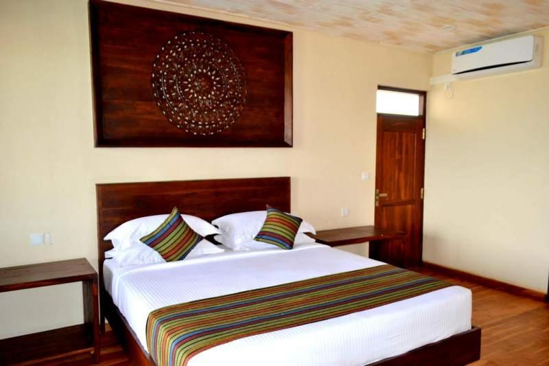 טנגלה Guru Beach Resort מראה חיצוני תמונה